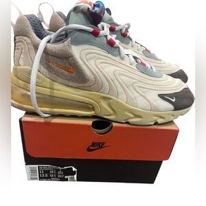 Nike Air Max 270 React - Cream, Orange, and Gray